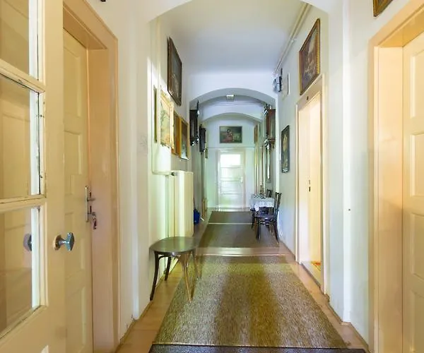 Bendeguz Alojamento de Acomodação e Pequeno-almoço *